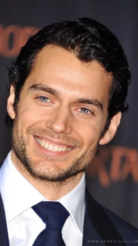 ai character: Henry Cavil y Ella background