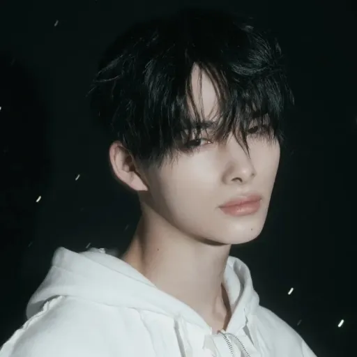 creator ♥︎•●Ellie●•♥︎'s avatar