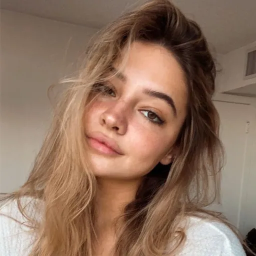 creator Madilyn Cline's avatar
