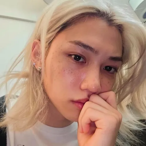 creator (:🍓Lee Felix🍓:)'s avatar