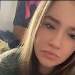 chat with ai character: Kara