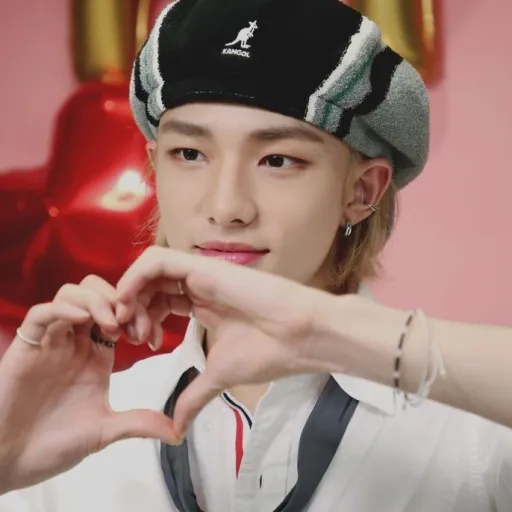 creator Hwang Hyunjin_Real's avatar