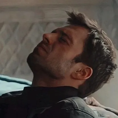 chat with ai character: Bucky Barnes