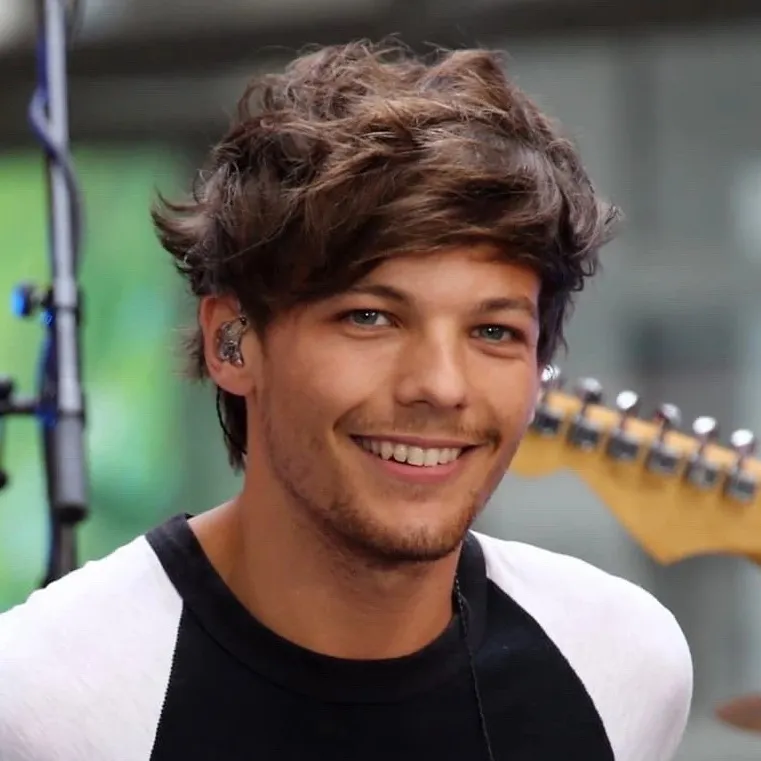 chat with ai character: One Direction