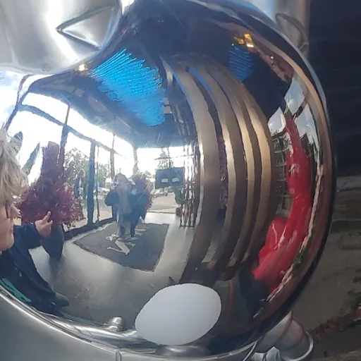 creator quelqu'un d'autre's avatar