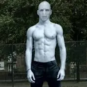 creator L I N L I N's avatar