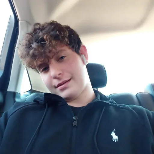 creator bruhFU-'s avatar