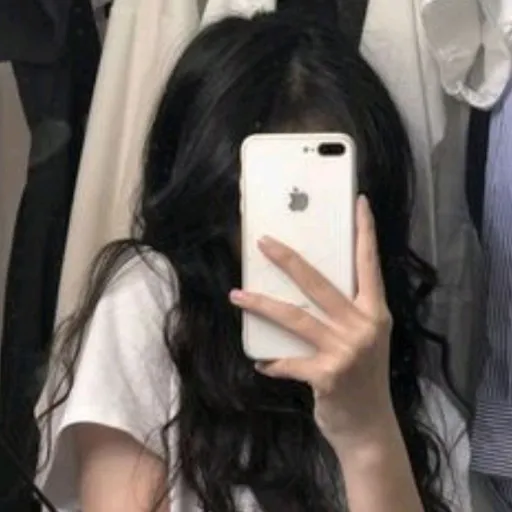 creator `•💤Elliecezx💤•`'s avatar