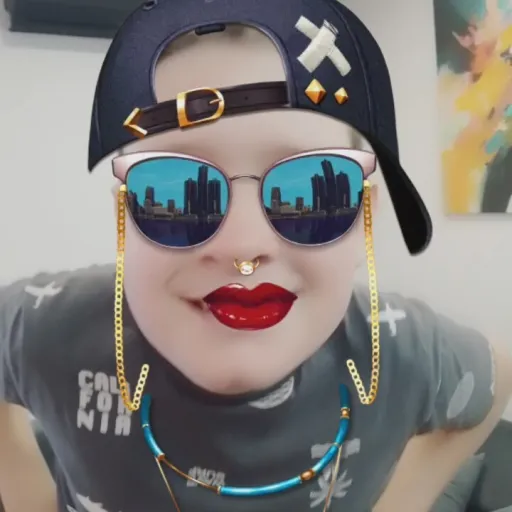 creator lolologca's avatar