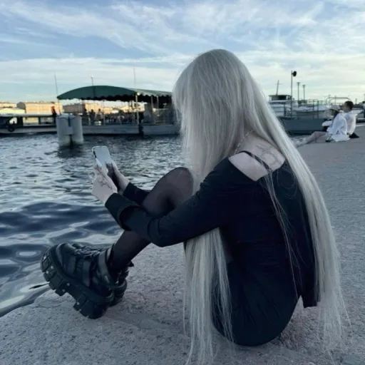 creator Mikka Shane's avatar