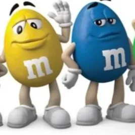 chat with ai character: m&ms