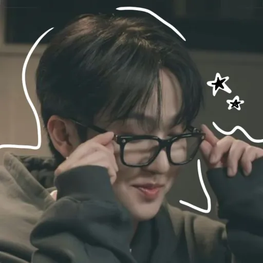 creator ★†changbin†★I♥️Y's avatar