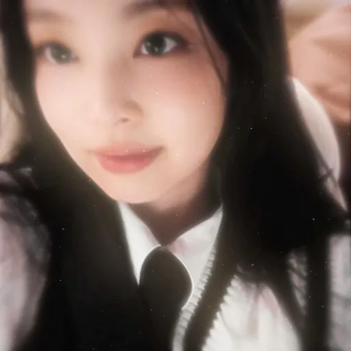 creator cami&-12374291's avatar