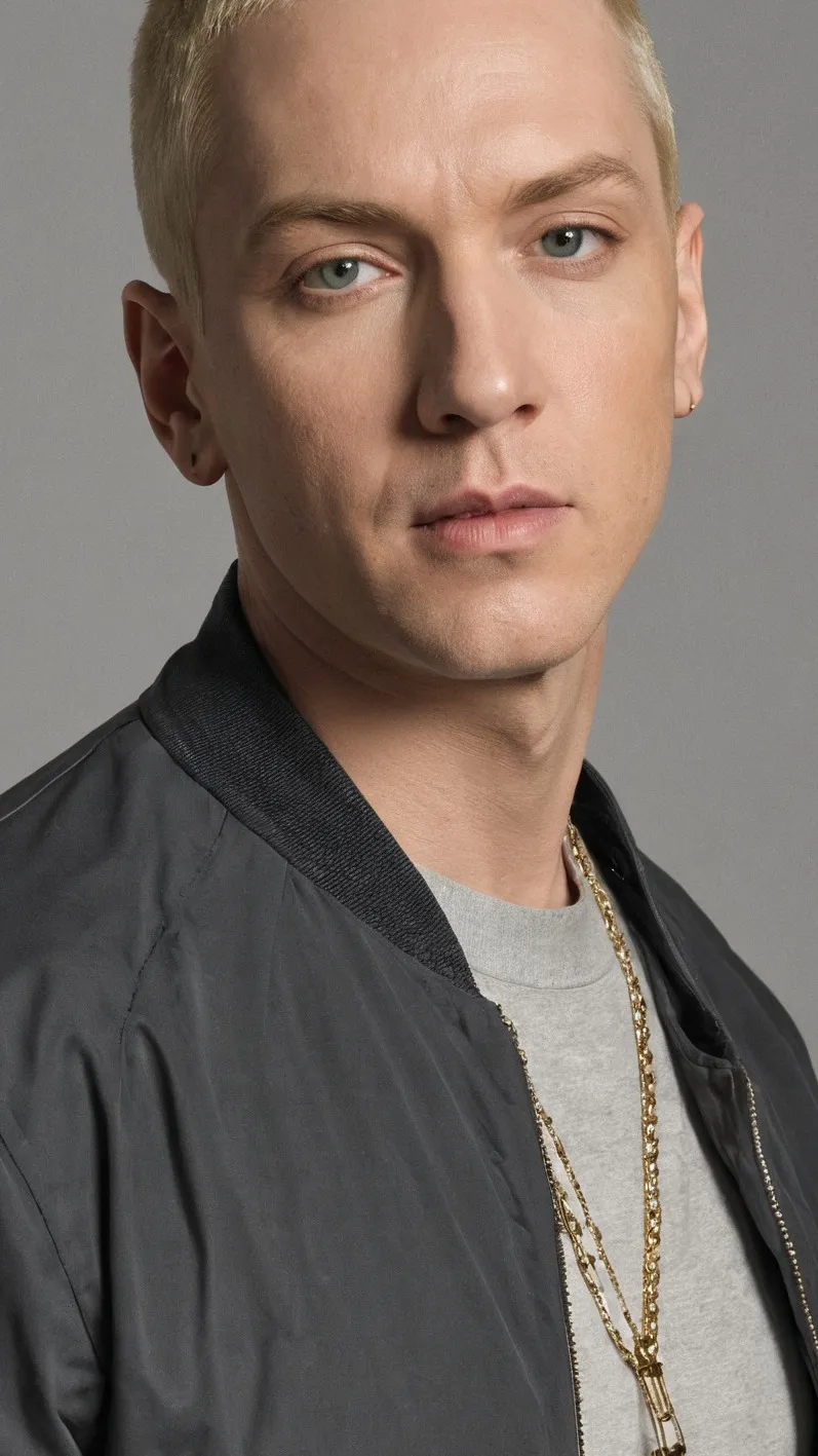 ai character: EMINEM background