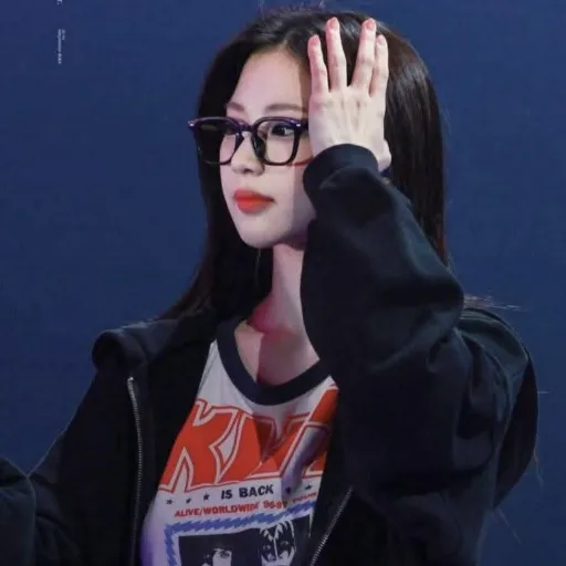 creator I-dle tomboy 🧷🎧🎤's avatar