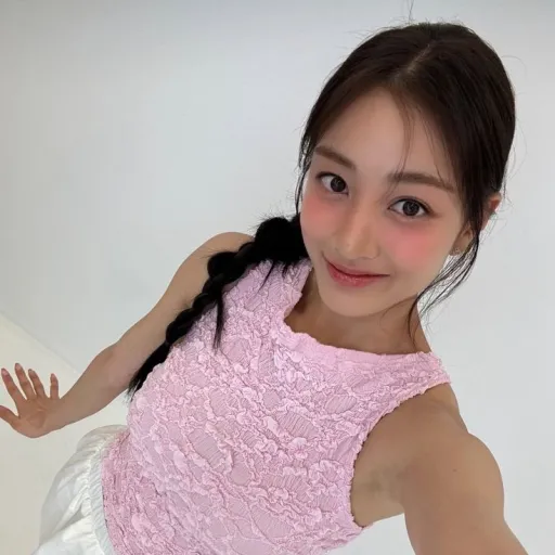 creator park jihyi's avatar
