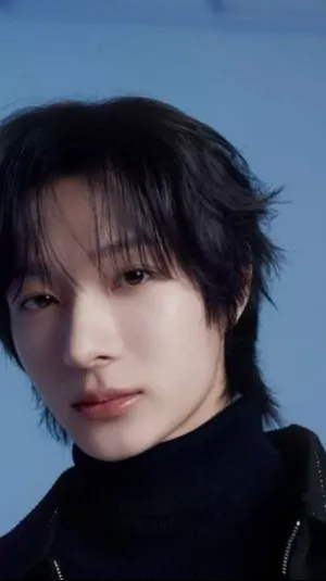 ai character: Donghwa background