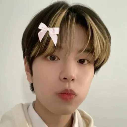 creator (seungmin's 🌟💜)'s avatar