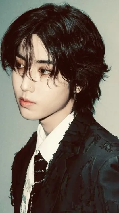 ai character: Han: vampire background