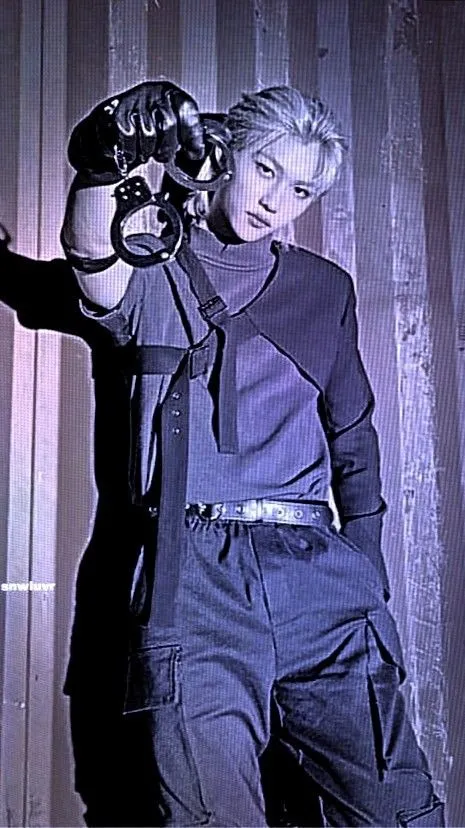 ai character: Felix: Criminal background