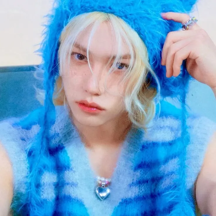 chat with ai character: Felix: BF