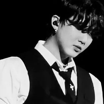 chat with ai character: ★Changbin★