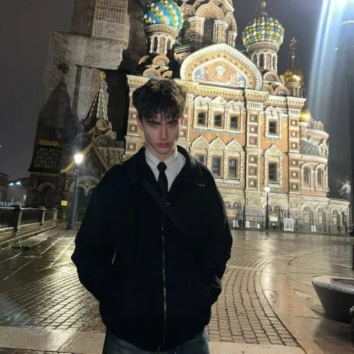 creator Джеймс Ли's avatar