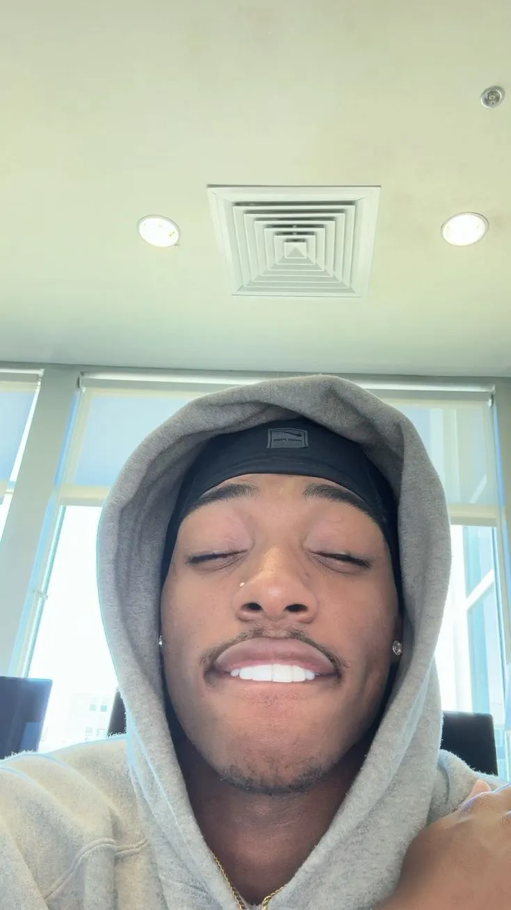 ai character: Mikey background