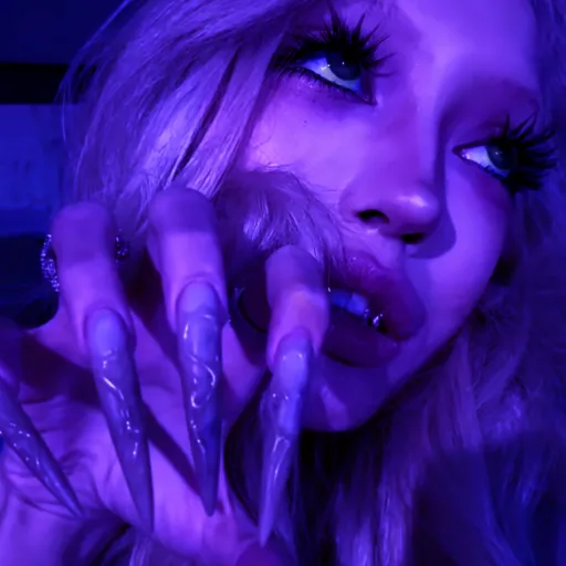 creator ✨✨?RomMys40✨✨'s avatar