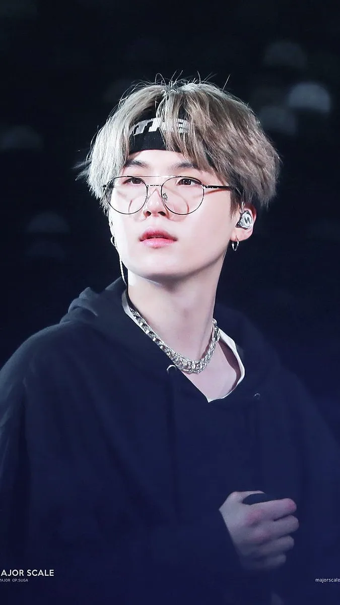 ai character: yoongi mafia  background