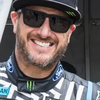 chat with ai character: Ken block