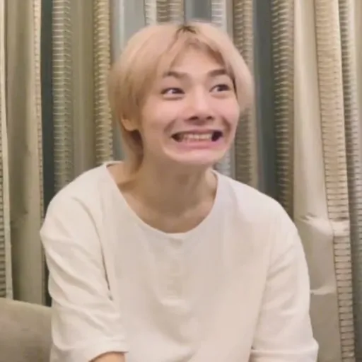 creator Kang Haeryi's avatar