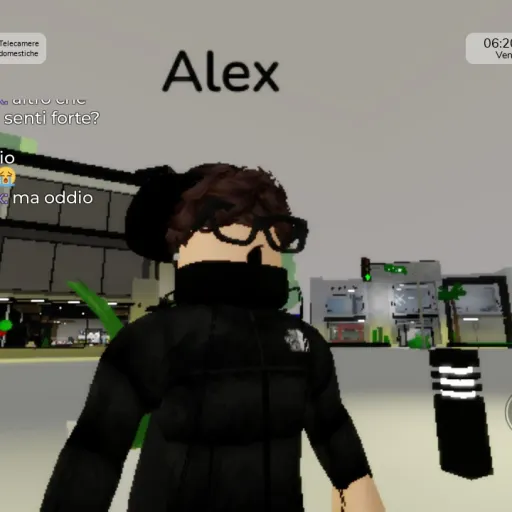 creator 𝑀𝑒𝑙𝑎𝑛𝑖𝑒_𝑠𝑢_𝑟𝑜𝑏𝑙𝑜𝑥_'s avatar