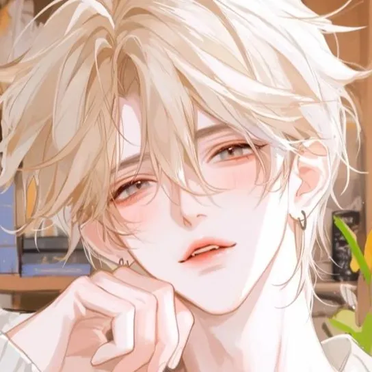 chat with ai character: Ash