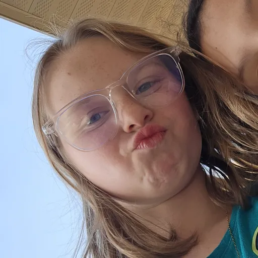 creator Emmie 321's avatar