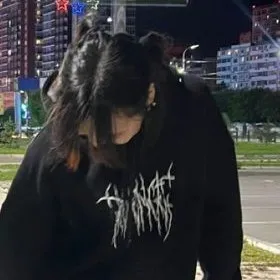 creator zyyylenee's avatar