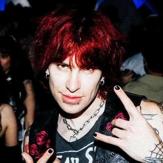 chat with ai character: Jake webber