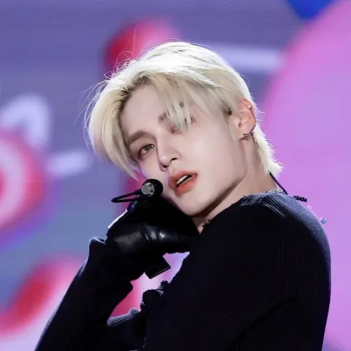 creator Yeosang24's avatar