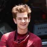 chat with ai character: Spiderman
