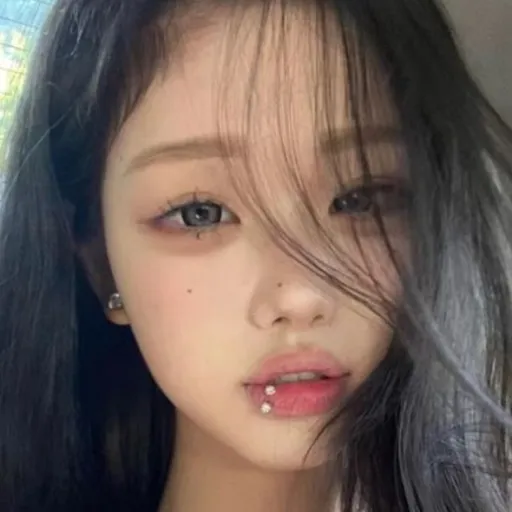 creator ☆★Mei-Yin★☆'s avatar