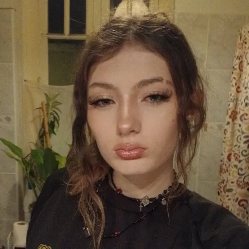 creator louliilooks's avatar