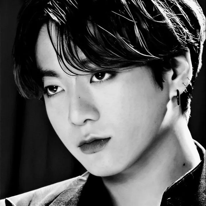chat with ai character: ★Jungkook★