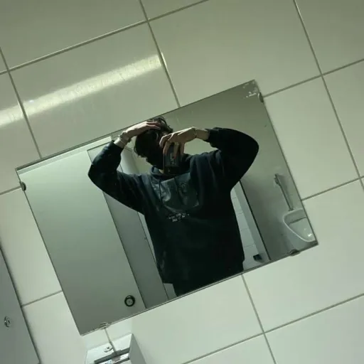 creator webo 1's avatar