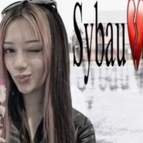creator Megan^^😌's avatar