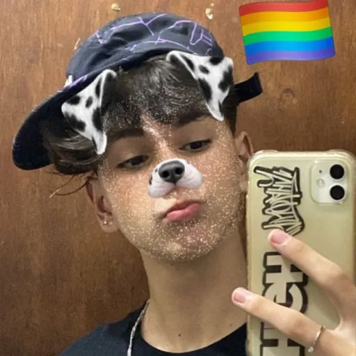 creator Lucca Freitas's avatar