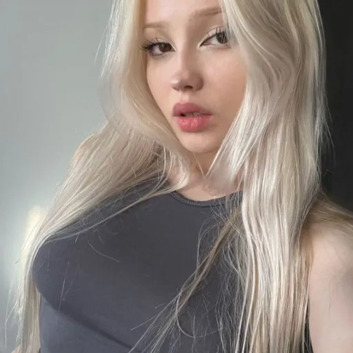 creator Mia.Shaw's avatar