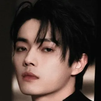 chat with ai character: Xu Kai