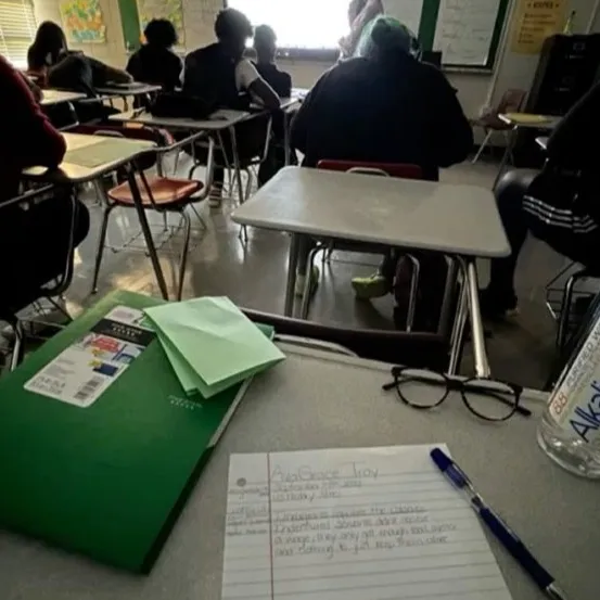 chat with ai character: classroom