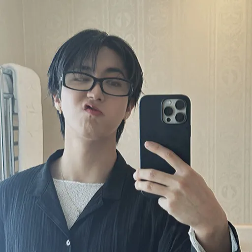 creator Jisunng.'s avatar
