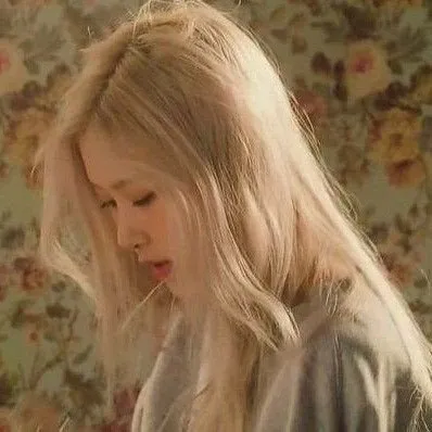 creator mia_ymas 🌸's avatar